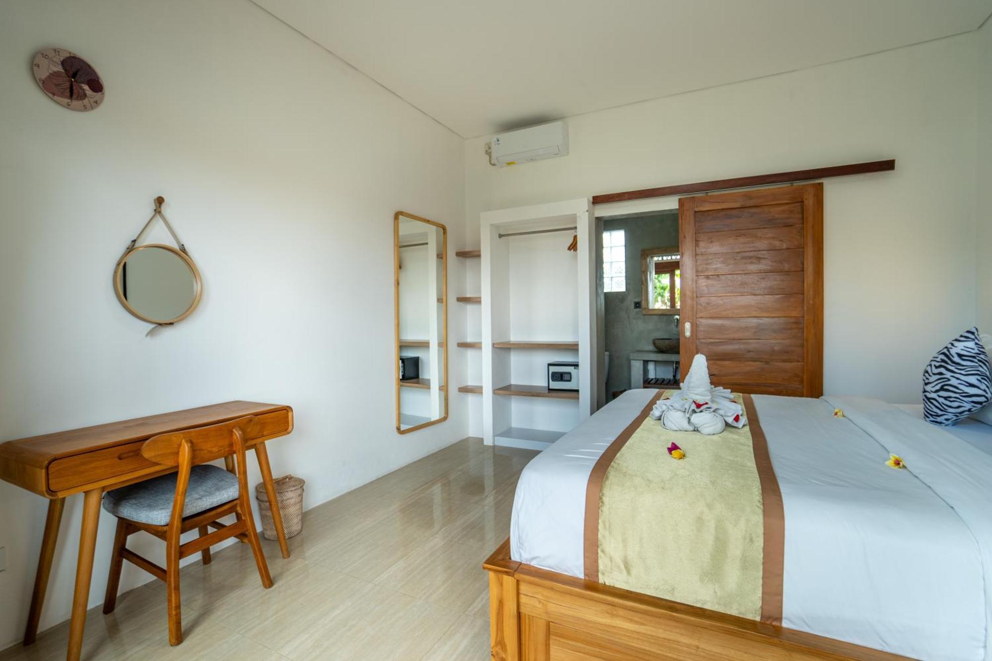The Breeze Stay And Surf Canggu  Luaran gambar
