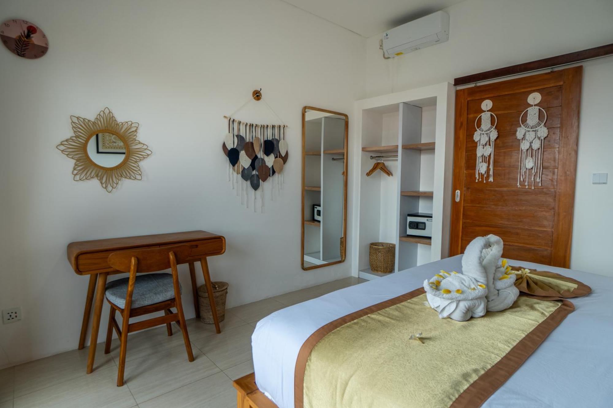 The Breeze Stay And Surf Canggu  Luaran gambar