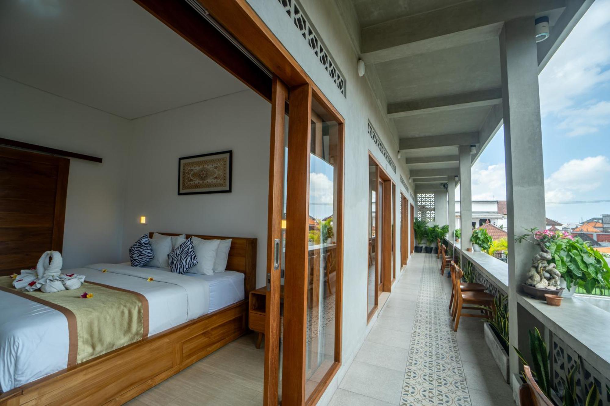 The Breeze Stay And Surf Canggu  Luaran gambar
