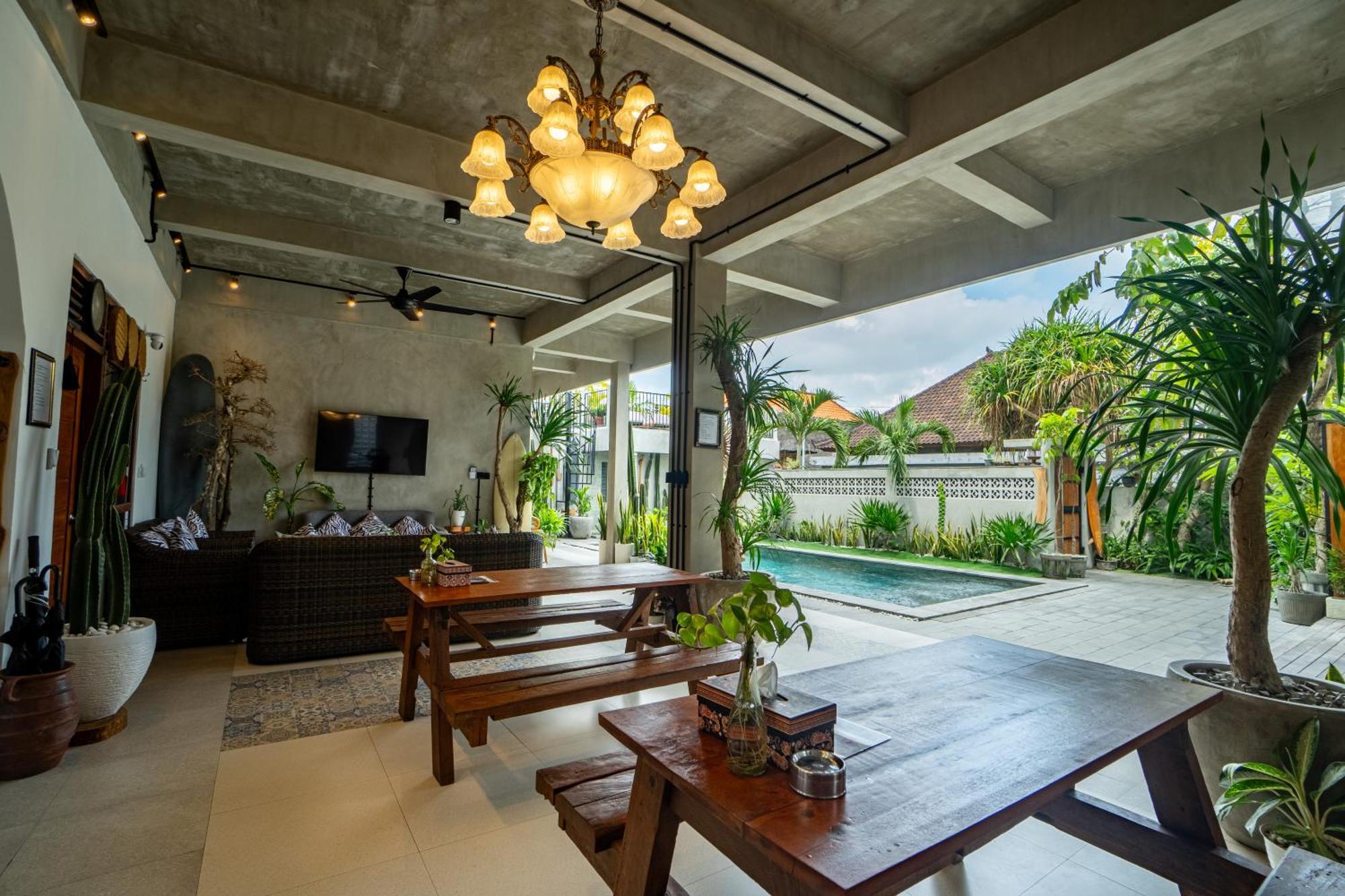 The Breeze Stay And Surf Canggu  Luaran gambar
