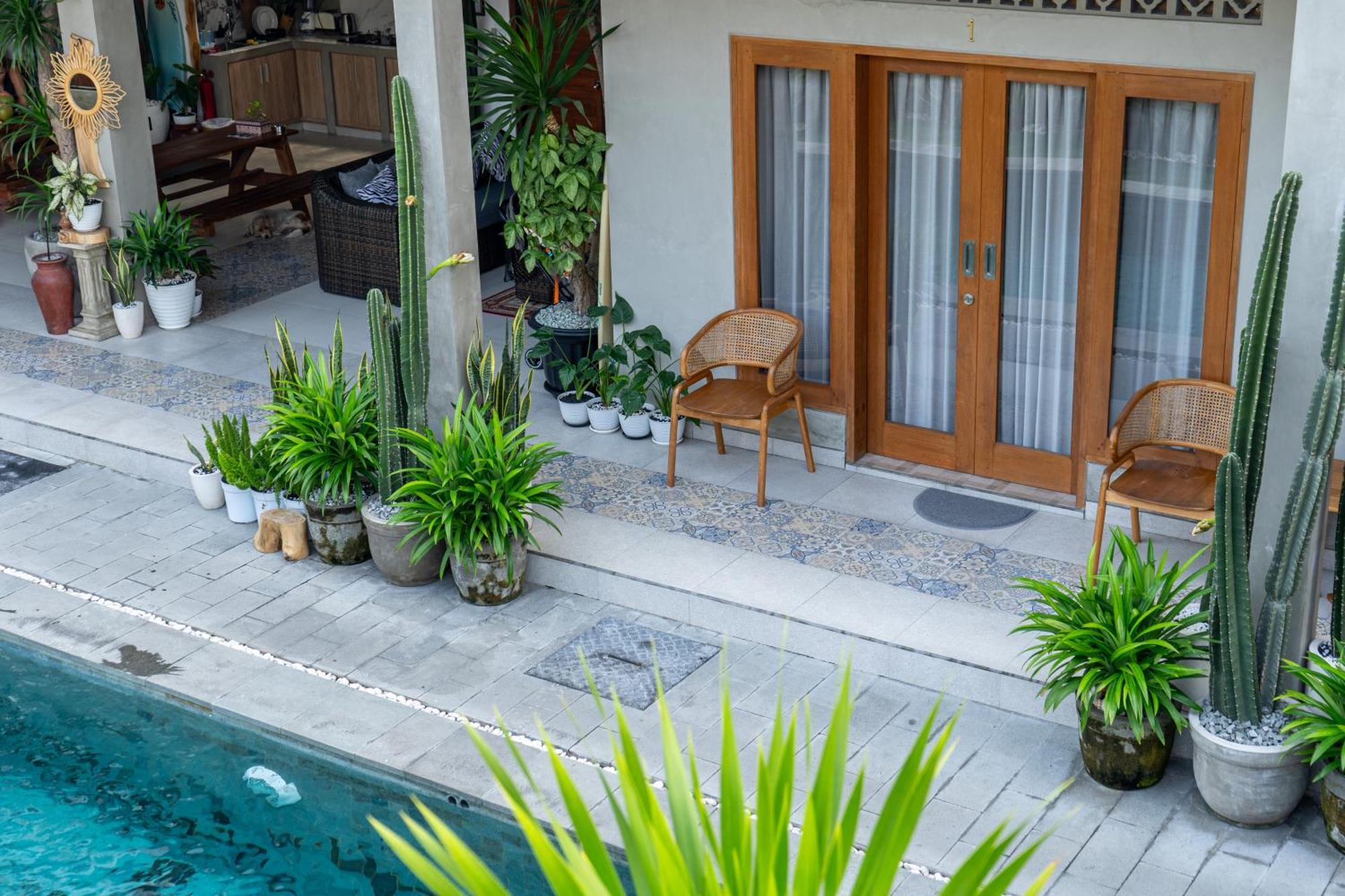 The Breeze Stay And Surf Canggu  Luaran gambar
